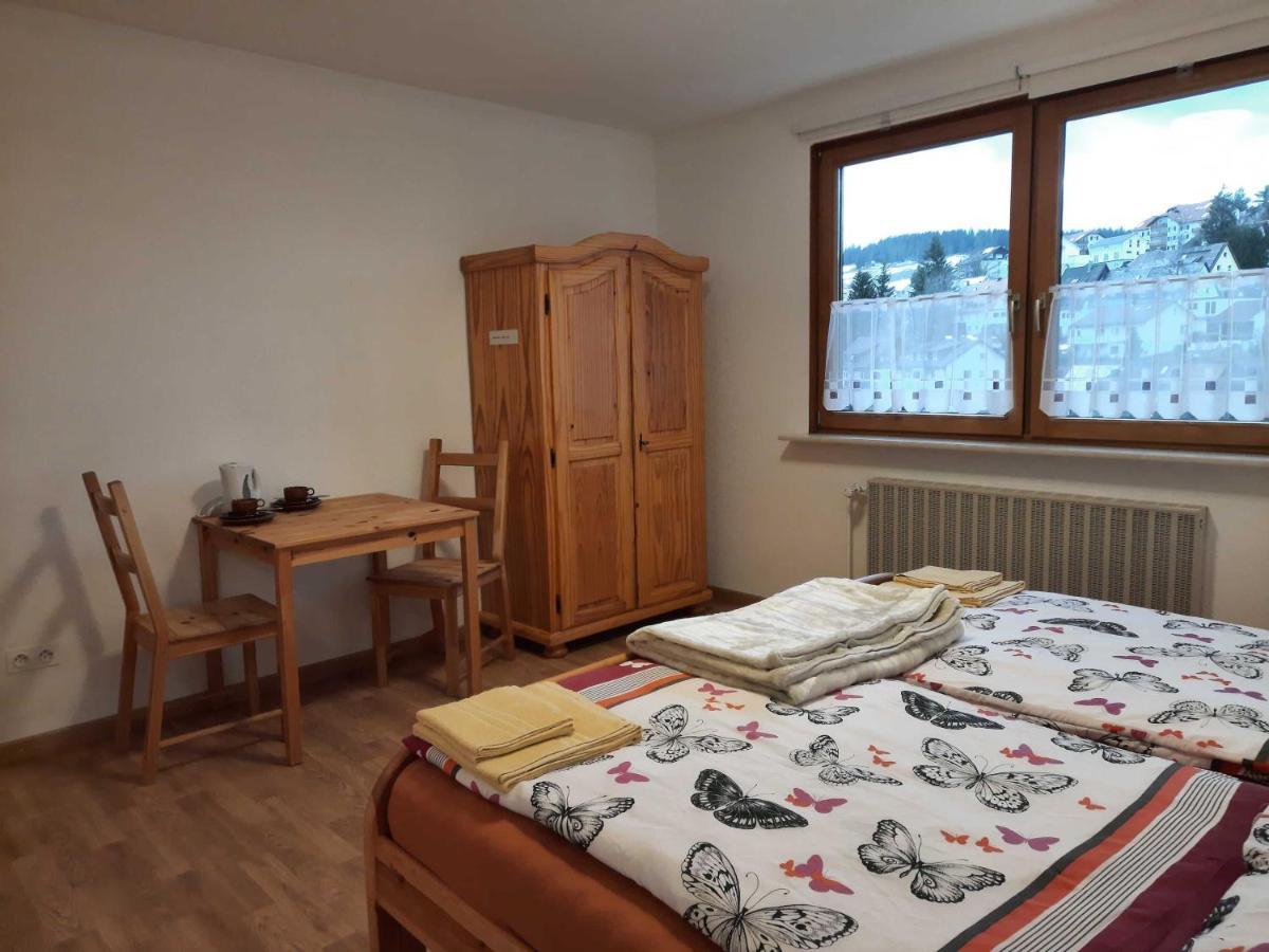 Haus Waldeck Apartment Furtwangen Luaran gambar